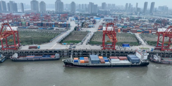 大运河鄂州段运量增长8%，江阴港海铁联运破6万标箱